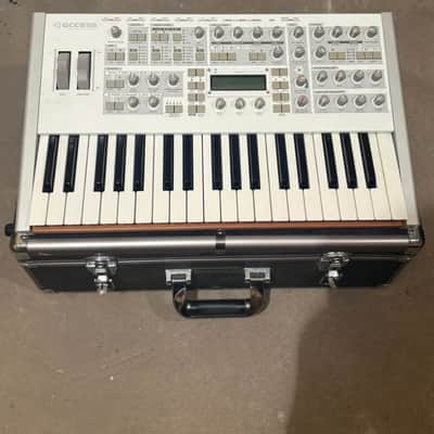 Access Virus TI2 Polar 37-Key Digital Synthesizer 2009-2016