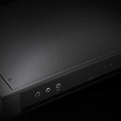 REGA Elicit MK5 - Integrated Amplifier - NEW! image 12
