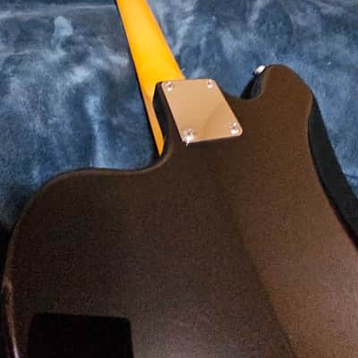 Vintage V65V-BK  Reissued Series with Vibrato 2010s - Gloss Black image 7