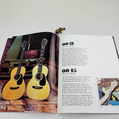 Martin Guitar Catalogue & Dealer Letter Set 1977 image 6