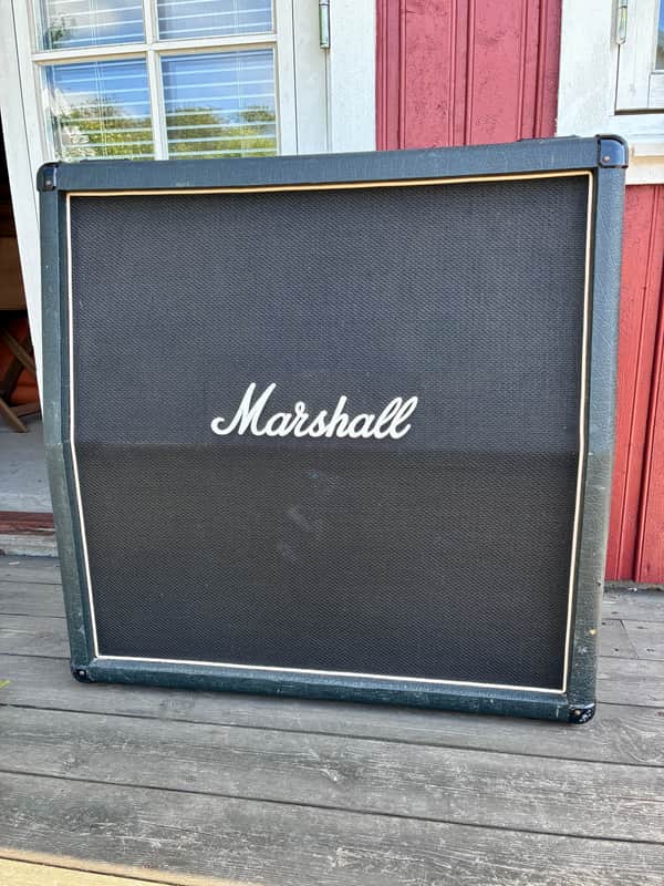 Marshall 1982A 4x12" Angled Guitar Speaker Cabinet image 1