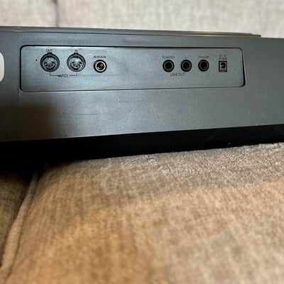 Casio CTK-1000 with adapter image 9