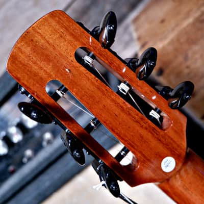 LAG Swing SL200 - Natural Gloss image 17