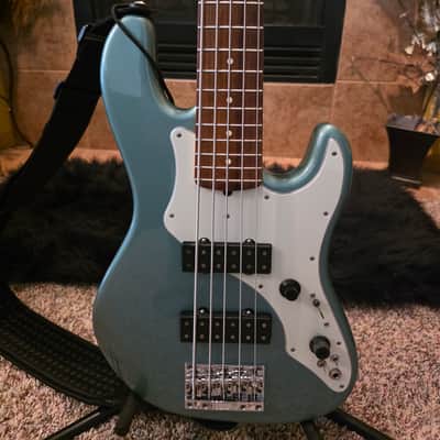 Fender Roscoe Beck Artist Series Signature Bass V 1995 - 2006 - Teal Green image 3