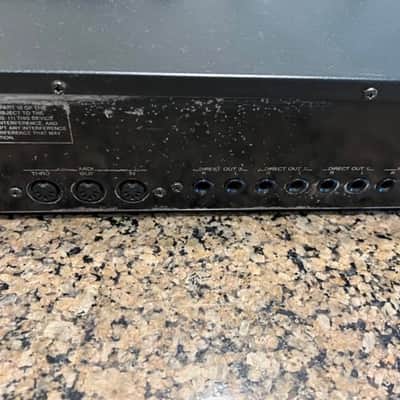 Roland jd990 with SR JV80 04 CARD image 3