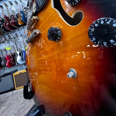 Peavey JF1EX 2010s - Sunburst Finish image 2