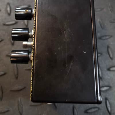 Crucial Audio Tone Nugget Vacuum Tube Booster & Tone Sweetener Shaper Boost Drive image 5