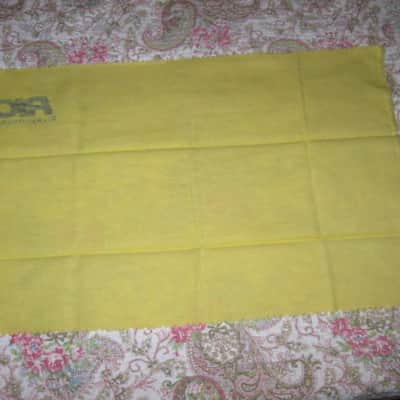 new Rickenbacker Polishing Cloth 97001, RIC Polishing Cloth, yellow w/ black graphic 14.5" x 22.5" image 11
