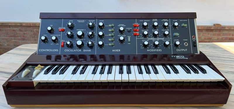 Jethro Tull's Moog Minimoog Model D (owned by David Palmer) image 1