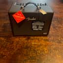 Fender Acoustic Junior GO 2-Channel 100-Watt 1x8" Battery-Powered Acoustic Guitar Combo - Brown