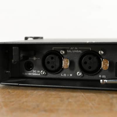 Sennheiser SR 300 IEM G2 Wireless Transmitter 518-554 MHz (NO PSU) CG011WK image 6