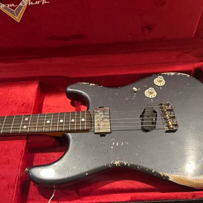 Fender Limited Edition SH Heavy Relic Charcoal Frost Metallic image 4