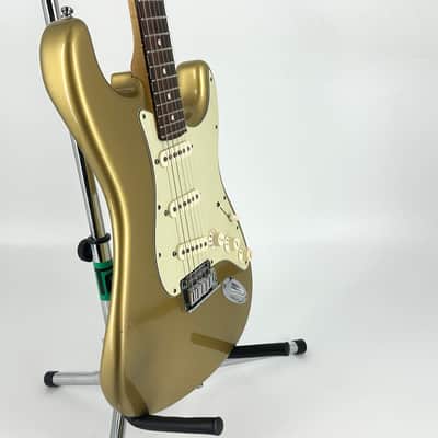 2009 Fender Custom Shop Custom Deluxe Stratocaster - HLE Gold image 7