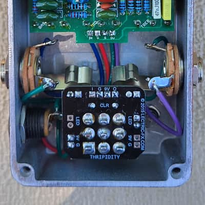 Handpainted Logical Bass Preamp effects pedal image 7