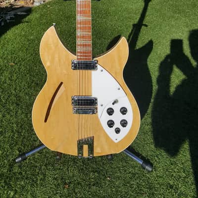 Rickenbacker 360V64  1996 Mapleglo. image 1