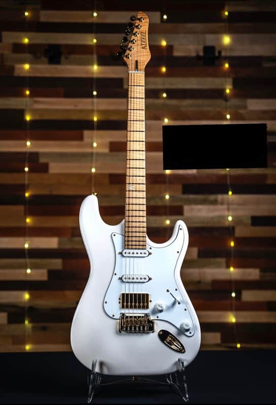 Kiesel Delos 2022 White | Reverb