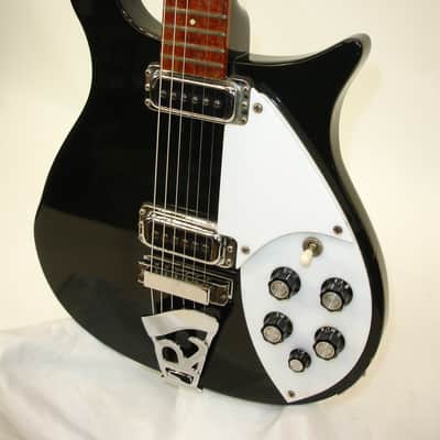 Vintage 1988 Rickenbacker 610 Electric Guitar JetGlo Includes Original Case image 2