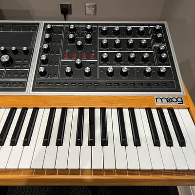 Moog One 16-Voice 61-Key Polyphonic Analog Synthesizer 2018 - Present - Black/Ash image 4