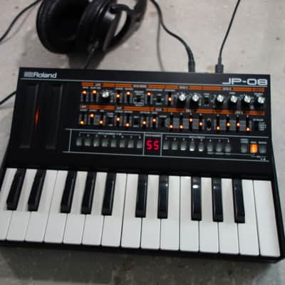 Roland JP-08 Boutique Series Synthesizer Module with K-25m Keyboard 2015 - Present - Black image 2