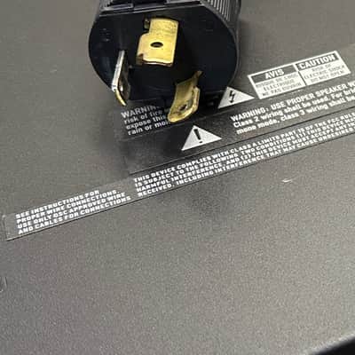 QSC PL380 power Amplifier image 6