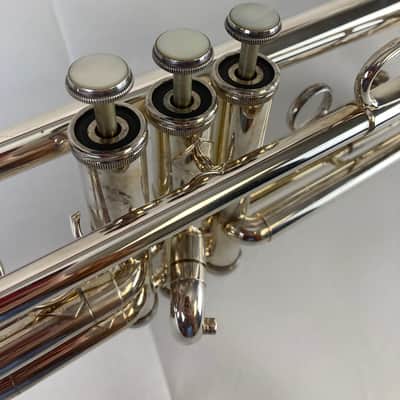 Getzen 700 Eterna II Bb Trumpet – Silver Plated – Intermediate Model – Excellent Used Condition – w/ Case SM#3593 image 8