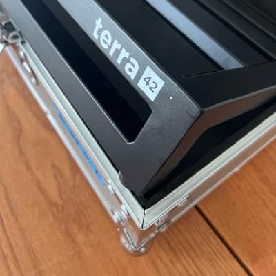 Pedaltrain Terra 42 with Tour Case image 3