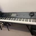Korg KRONOS 88-Key Digital Synthesizer Workstation 2014 - Present - Black/Wood