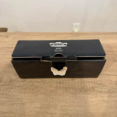 Vox VFS3 3-Button Mini GO Footswitch - Black image 2