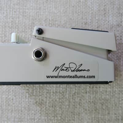Boss GE-7 Monte Allums w/ Box image 3
