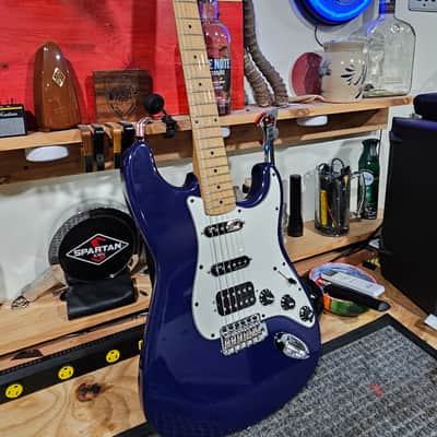 Squier Stratocaster 1997 - Blue image 9