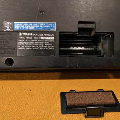 Yamaha PSR-32 image 8
