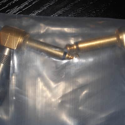 Mogami Platinum Guitar/Pedal Black/Gold 3302 Ultra Dynamic Right Angle to Right Angle 1' image 2