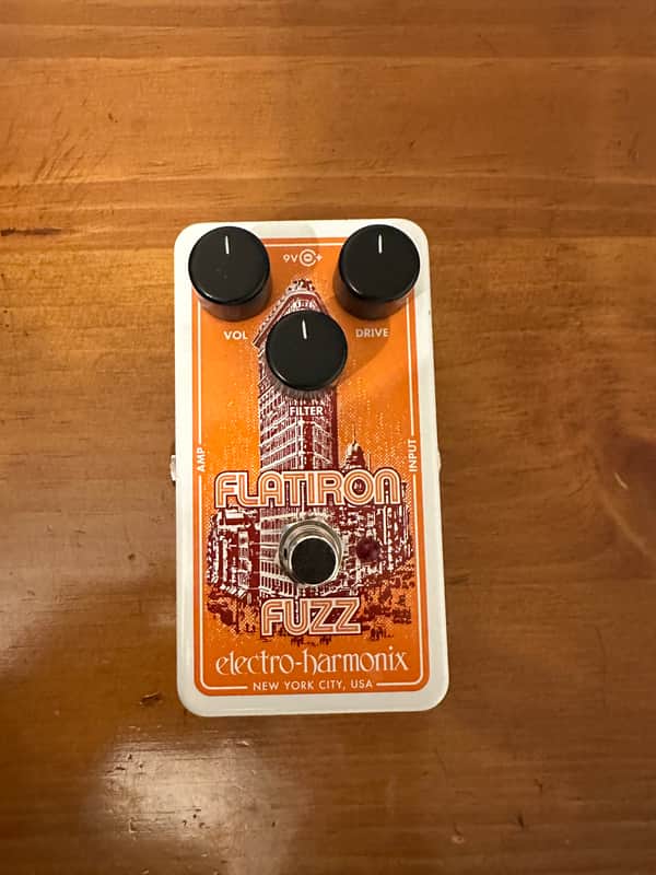 Electro-Harmonix Flatiron Fuzz