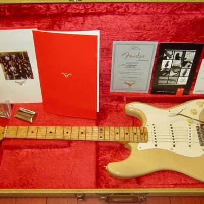 1994 Fender Custom Shop '54 Stratocaster Blonde w/ Certificate, Papers & Original Case image 12