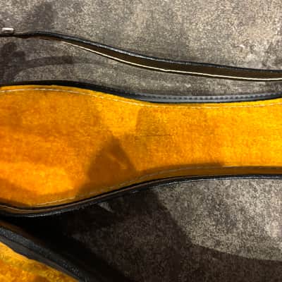 Vintage Cool chipboard case for a small steel or nylon string guitar image 6