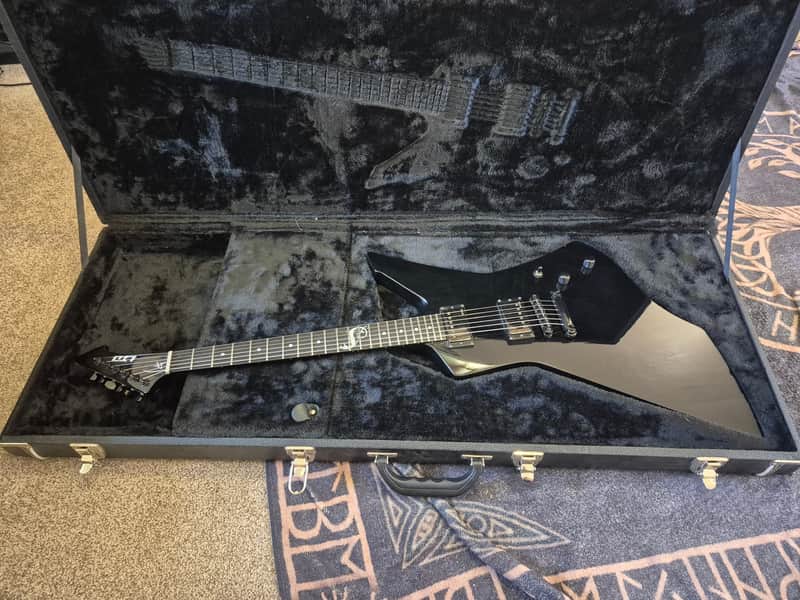 ESP LTD Snakebyte James Hetfield *Rare Goss* image 1