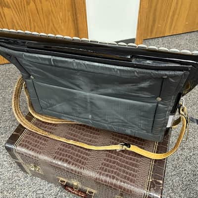 Centro Matic Piano Accordion Mod. 20B image 8