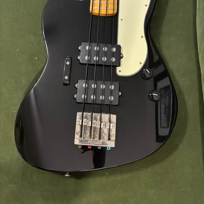 Fender Pawn Shop Series Reverse Jaguar Bass - Black image 4