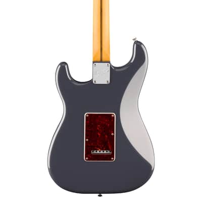 Fender American Professional Classic Stratocaster HSS, Maple Fingerboard W/Gig Bag - Faded Black image 4