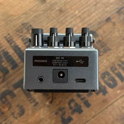 Boss IR-2 Amp & Cabinet Pedal (Open Box) image 4