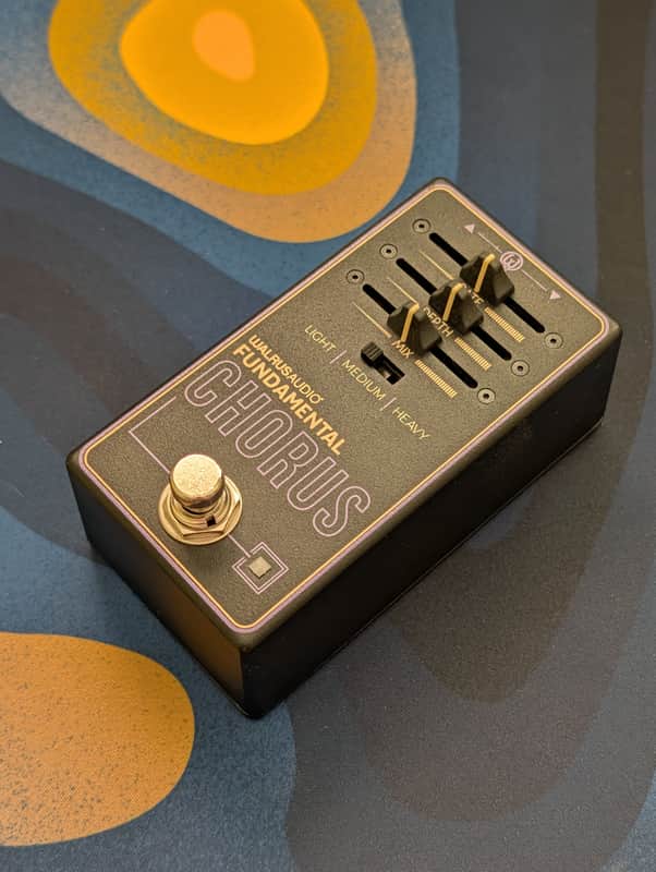 Walrus Audio Fundamental Chorus