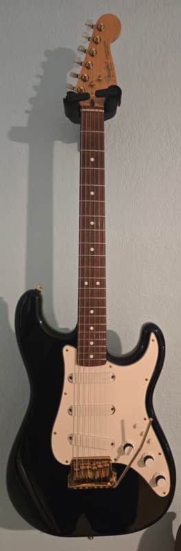 1984 Fender Gold Elite Stratocaster with Rosewood Fretboard - Black image 1
