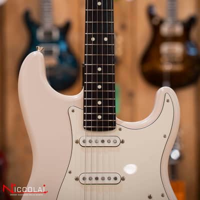 Fender Hybrid II 60s Stratocaster Made in Japan 2022 - Transparent Blonde image 5