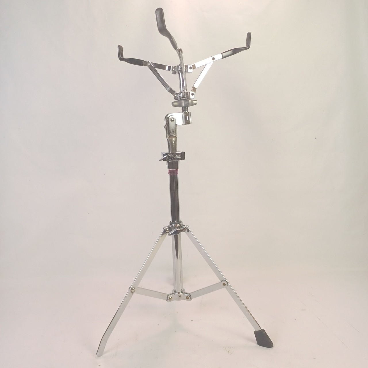 Ludwig Snare Drum Stand Chrome Vintage 90s + Slingerland-Style Basket — main photograph