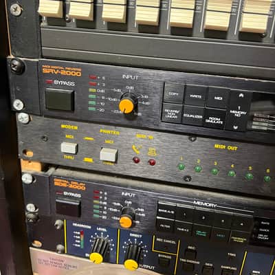 Roland SRV-2000 MIDI Digital Reverb 1985 - 1989 - Black