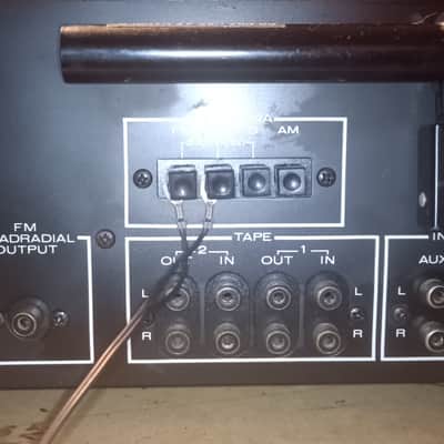 Marantz Model 2220B 20-Watt Stereo Solid-State Receiver 1974 - 1976 - Silver with Wood Case image 7