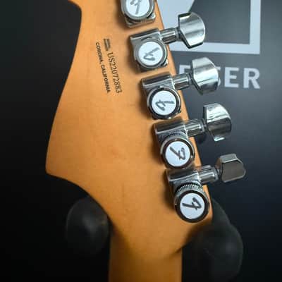 Fender American Ultra Jazzmaster with Maple Fretboard 2023 - Cobra Blue image 7