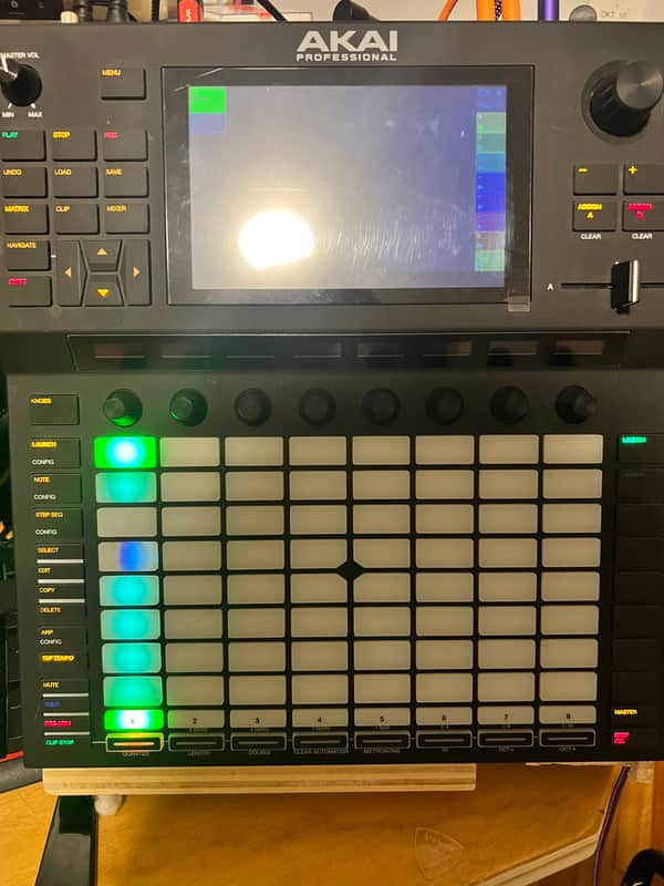 Akai Force Standalone Music Production / DJ Performance System 2019 - Black image 1
