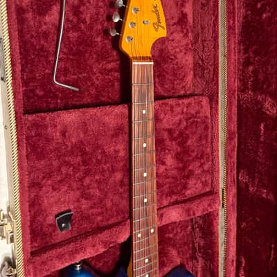 Fender '60s Jaguar Lacquer with Pau Ferro Fretboard 2018 - Lake Placid Blue image 3