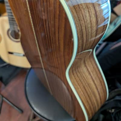Eastman Guitars E20OO Thermo-cured Acoustic Guitar - Natural image 13